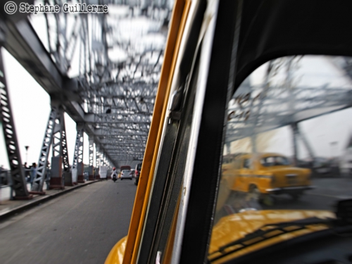 Small 17 IMG_6755 Howrah bridge.jpg