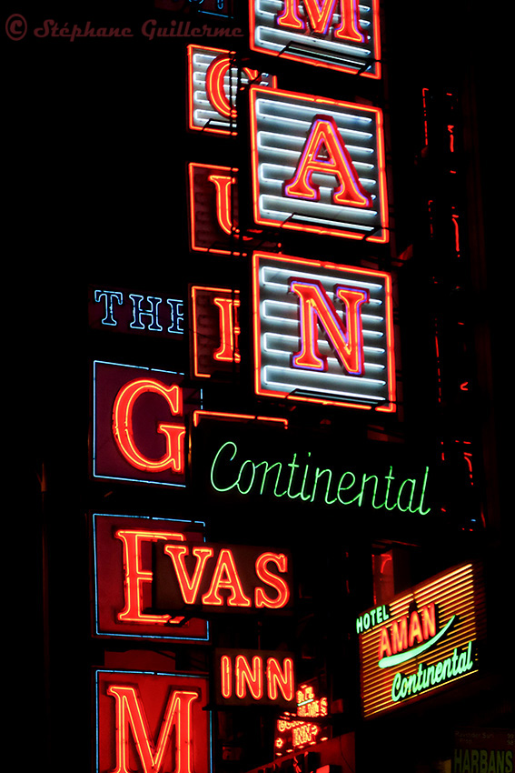 IMG_9233 Night sign boards Pahar ganj Delhi Small.jpg