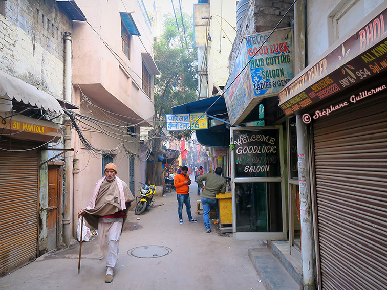 IMG_8520 Pahar ganj back street Delhi Small.jpg