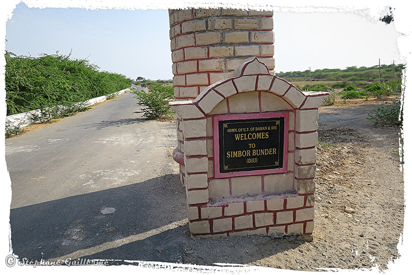 IMG_4955 Entrée Simbor Diu territory Small.jpg