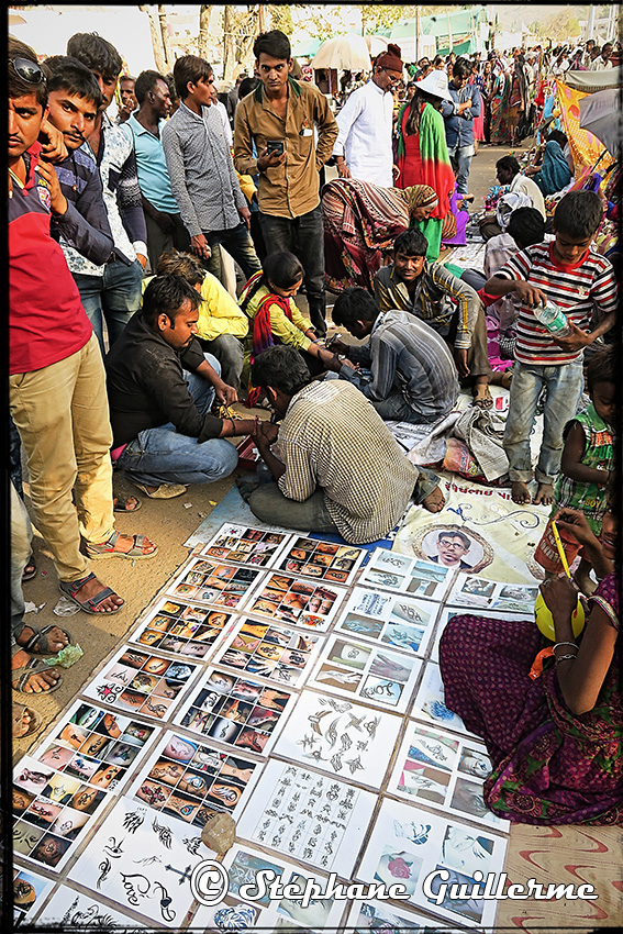 IMG_2977 Stand tatoueurs Shiva ratri Junagadh Small.jpg