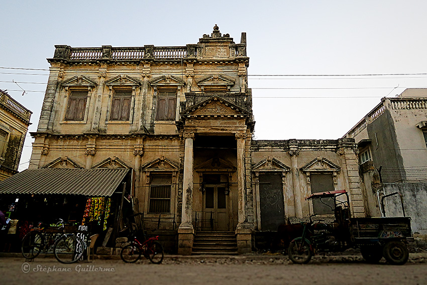 IMG_3564 Vieux bâtiment Porbandar Small.jpg