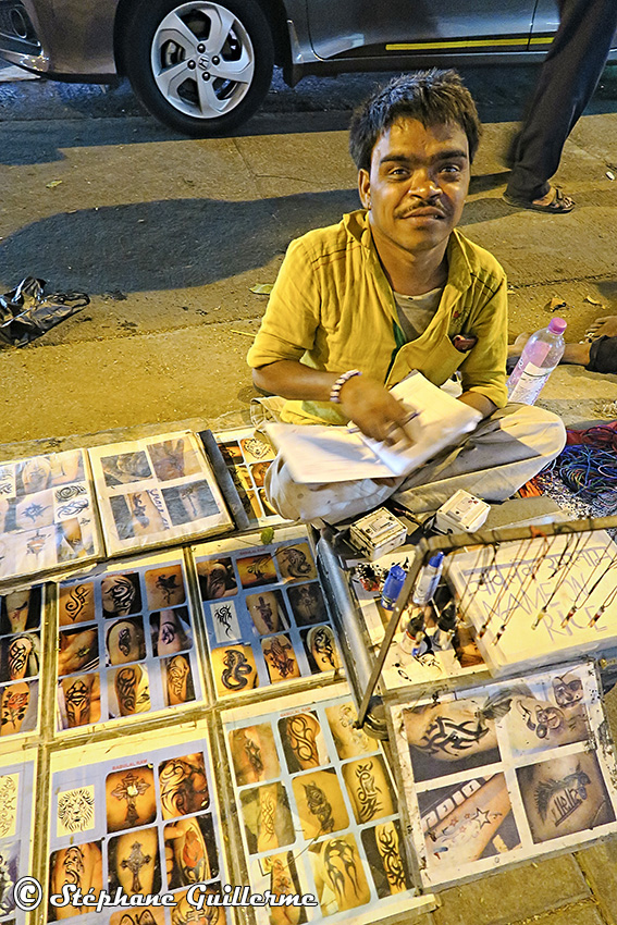 IMG_5993 Street tattooer Colaba causeway Small.jpg