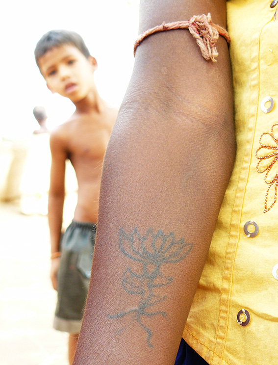 Blog 30x40 cms Tattoo Tribal TT 28 Lotus Jeypore.jpg