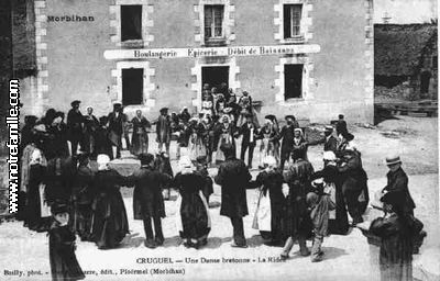 une-Danse-Bretonne-CRUGUEL.jpg