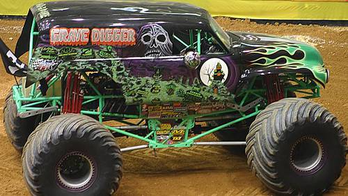 monstertrucks_new_1[1].jpg