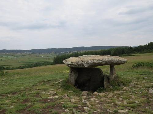 dolmen.JPG