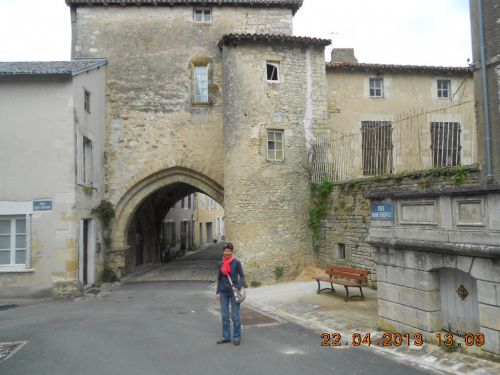 CHARROUX (86) 015