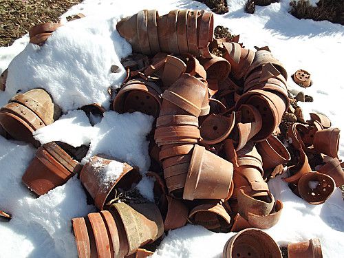 Comme des vases de terre, Ouvrage des mains du potier!