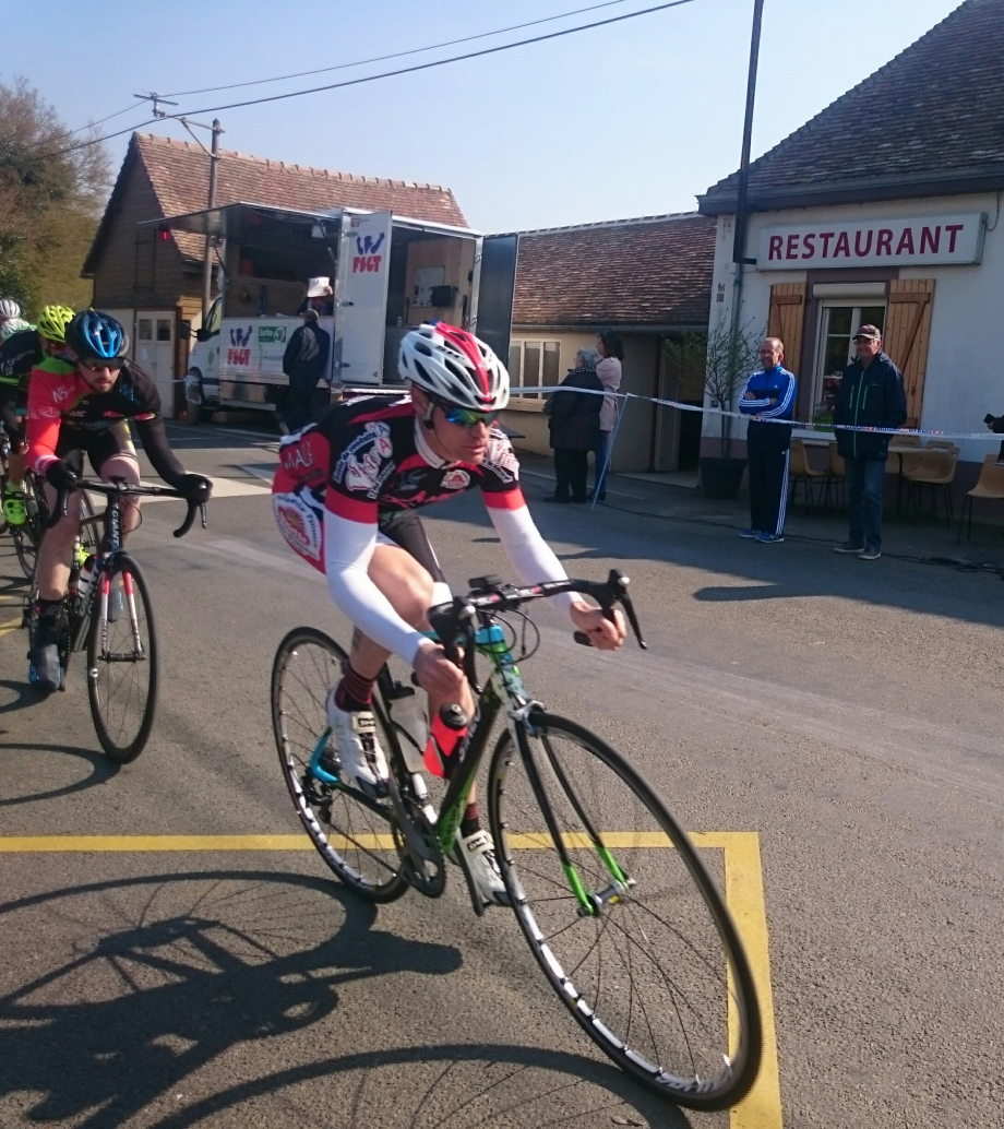 David aux commandes du peloton dans sa position favorite