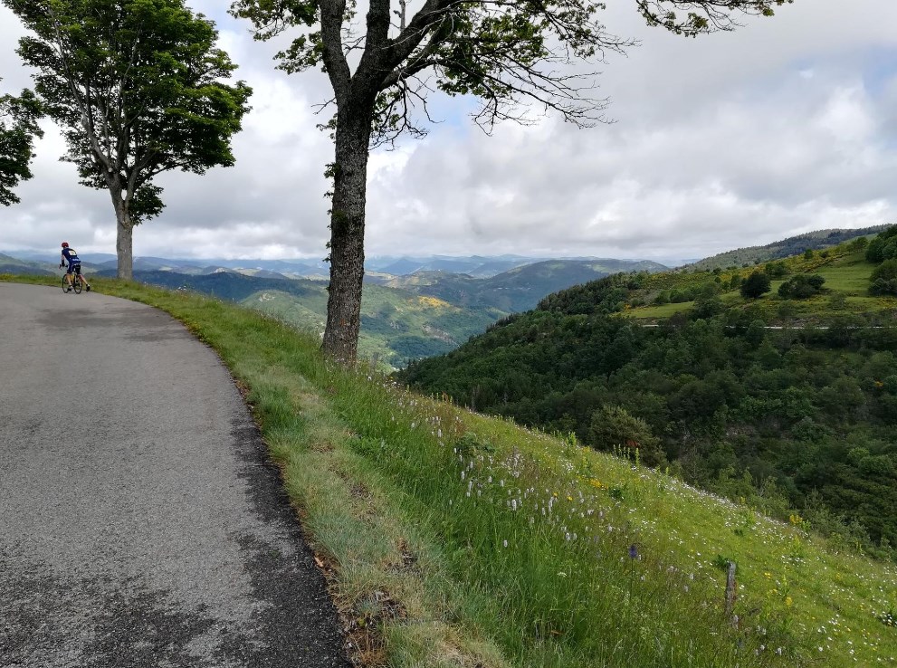 A l'approche du sommet de Mézilhac