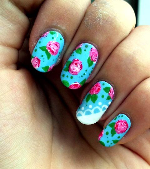 Nail-Art Roses Et Dentelle