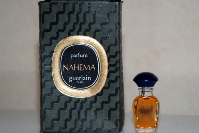 Nahema Parfum 1980  Version Asiatique