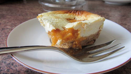 2013-08-22 cheesecake abricots (2).JPG
