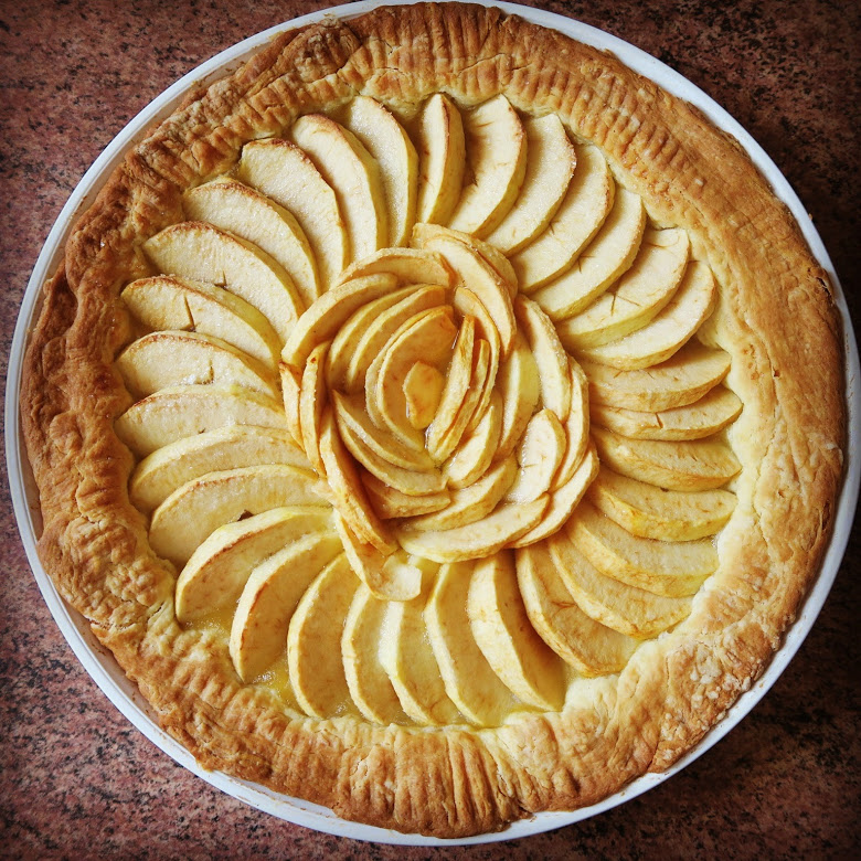 2016-09-29 tarte pommes pour Michèle.jpg