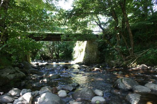 Et au milieu coule une rivière: la Jordanne