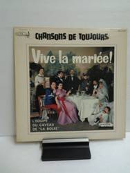 Caveau -Équipe du Caveau de la Bollée -  Vive la mariée.jpg