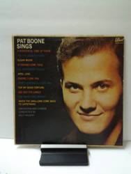 Boone Pat -Pat Boone sings.jpg