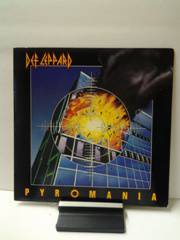 Leppard Def -Pyromania.jpg