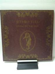 Tull Jethro  Living in the past.jpg