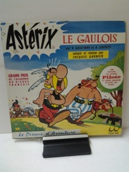 Astérix le gaulois  R.Goscinny et A. Uderzo.jpg