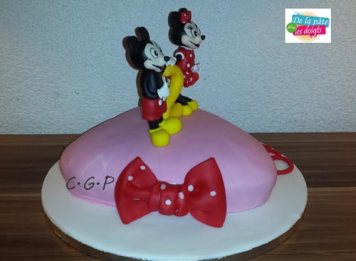 Mickey-Minnie04.jpg