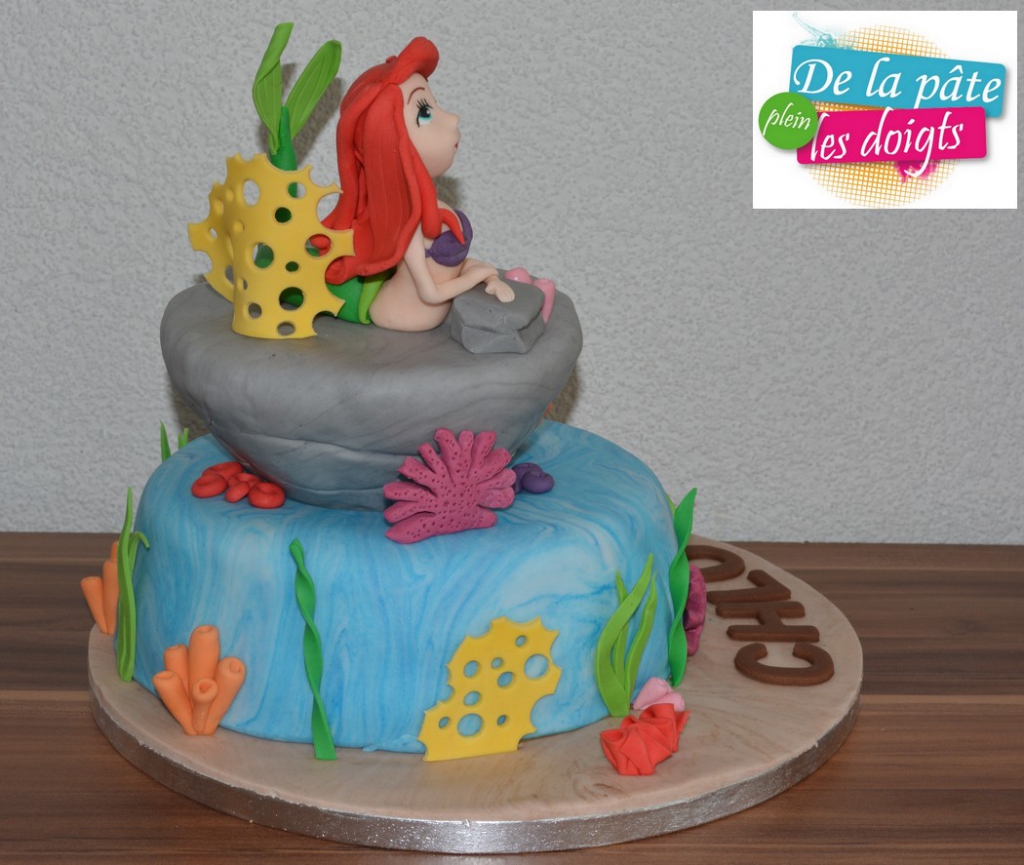 Gateau Ariel De La Pate Plein Les Doigts