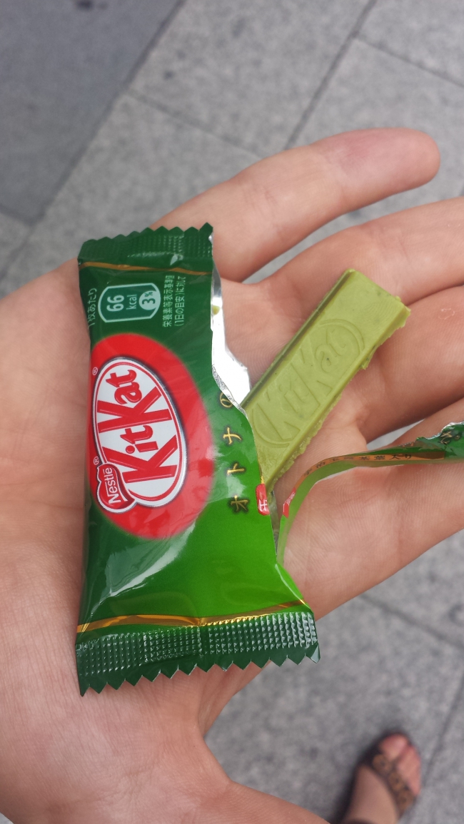 kitkat.jpg