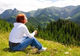 femme_et_montagne.jpg