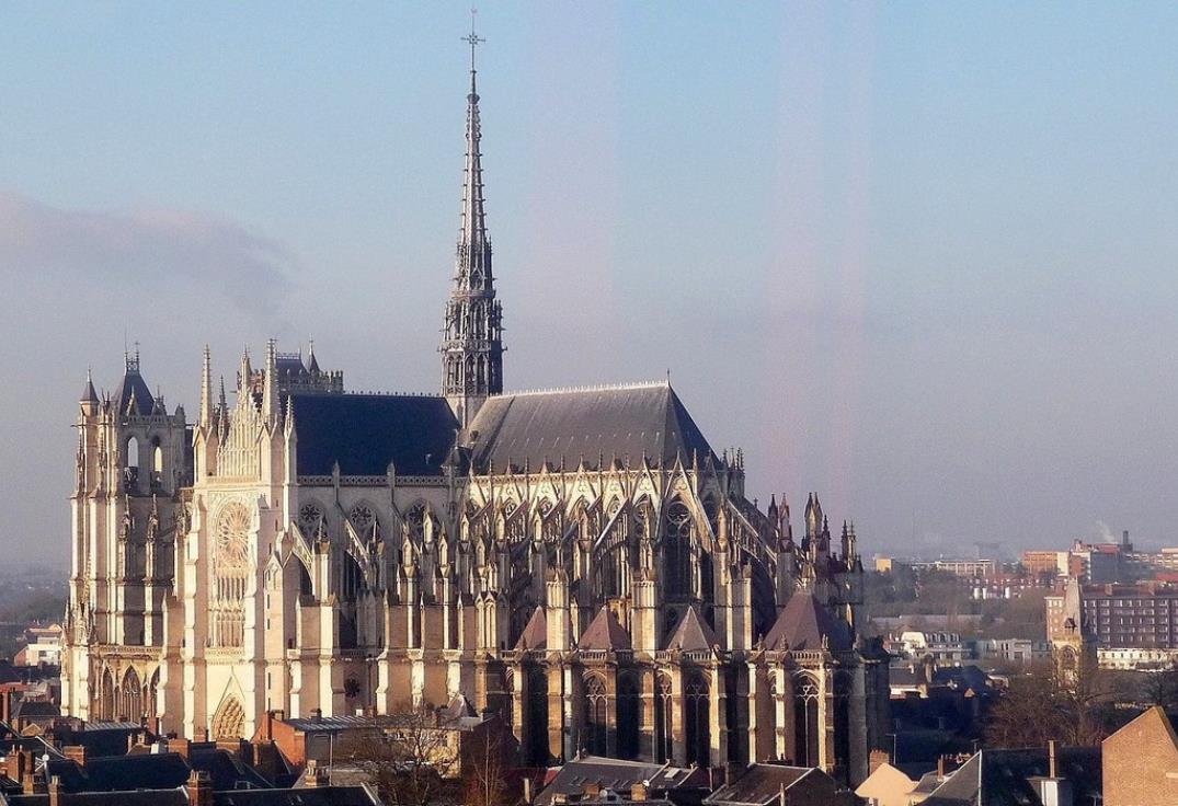 la-Cathedrale-d-Amiens-3-