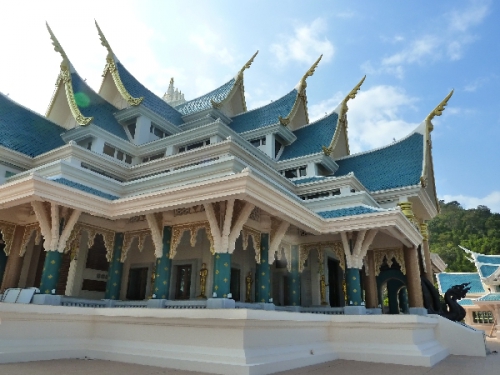 wAT pHA pHU kON.JPG