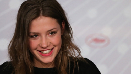 adele-exarchopoulos-lors-de-la-conference-de-presse-du-film-la-10919331cnfhq_1713.jpg