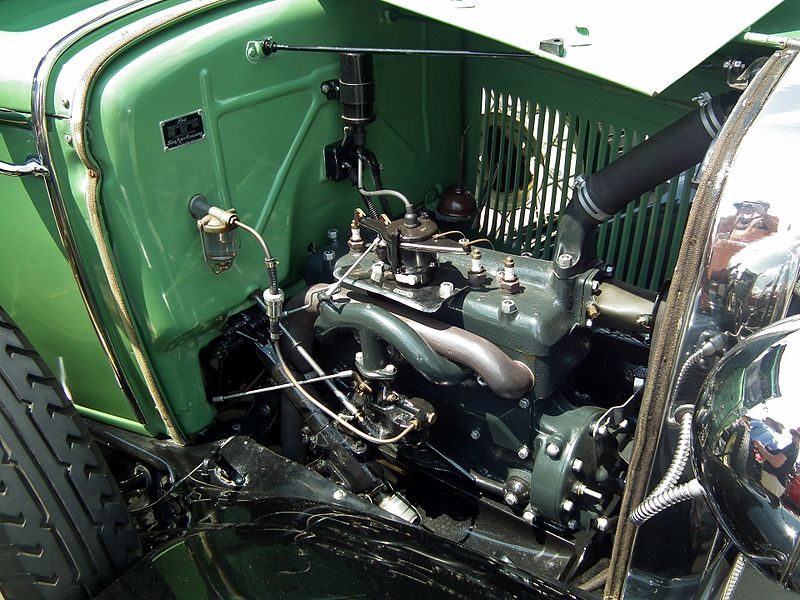 1930_Ford_Model_A_woody_panel_van_(12404833424).jpg