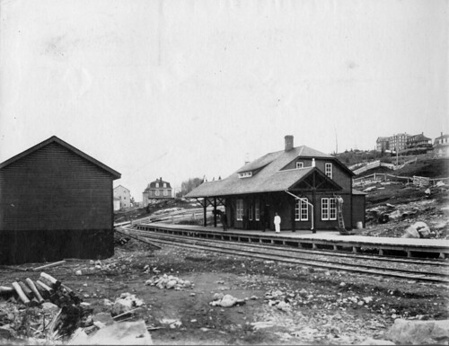 3-gare de chicoumit.jpg