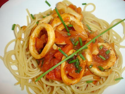 Spaghetti aux calamars.jpg
