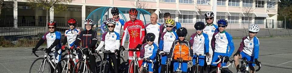 SALON cyclosport équipe  de sports amateur.