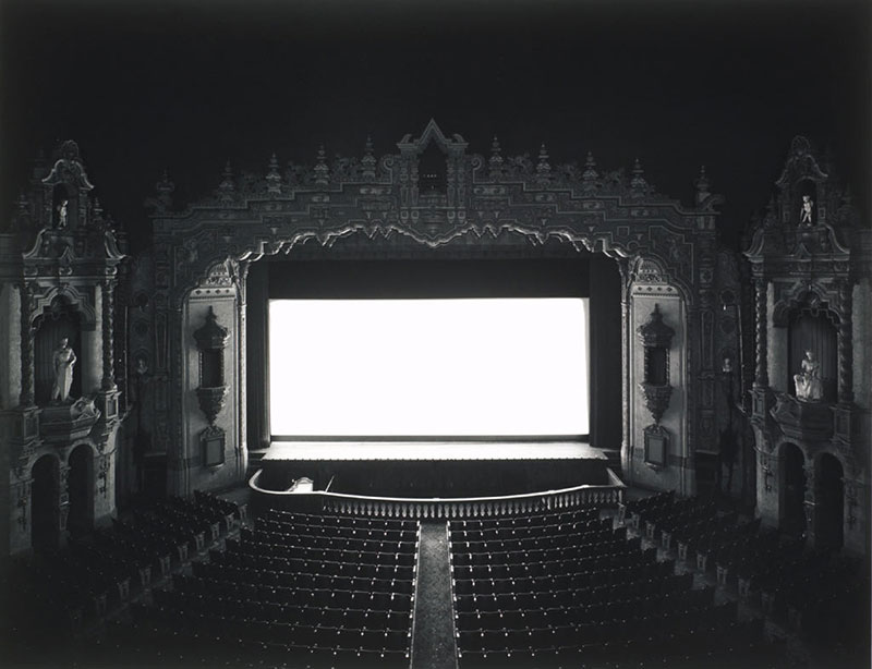 hiroshi-sugimoto-theaters-02.jpg