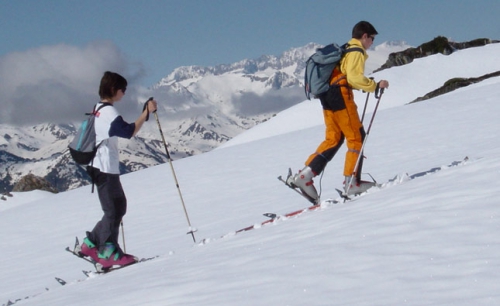 Stations de ski des Pyrénées 2.jpg