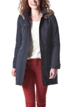 parka-a-capuche-femme-marine-7995 euros.jpg