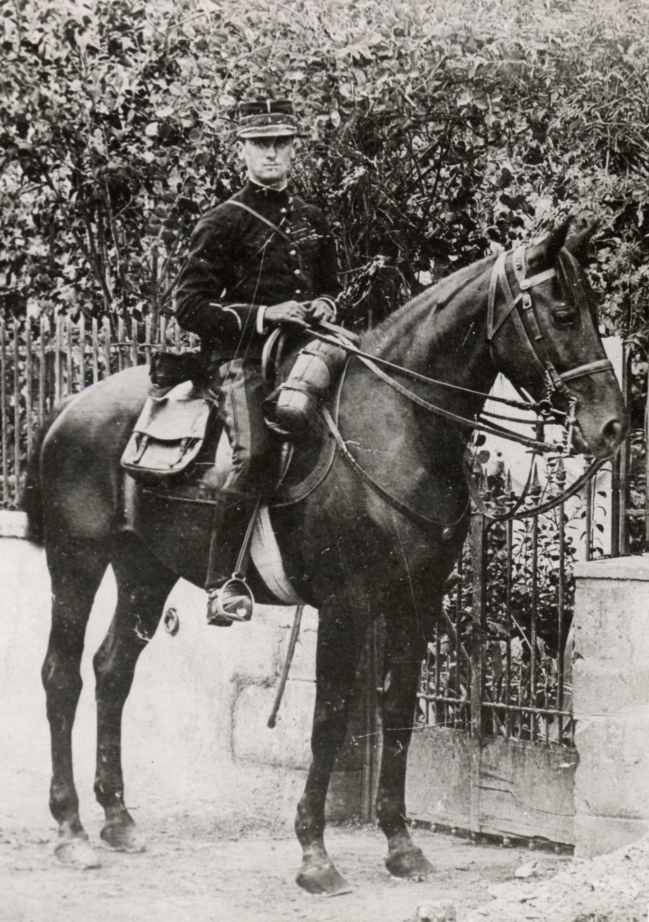 Albert Lebrun sous-lieutenant 1892.jpg