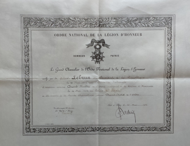 Brevet légion d'honneur mai 1932.jpg