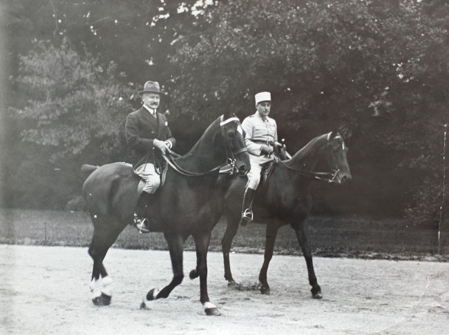 Rambouillet promenade à cheval 1936.jpg