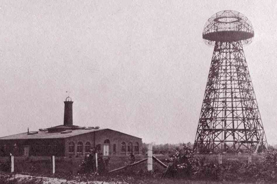 La tour Wardenclyffe en 1904.jpg