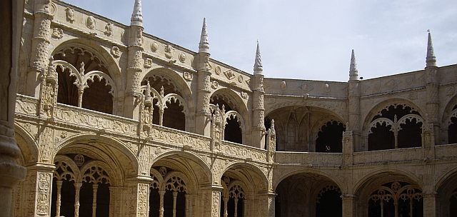 18 Lisbonne Cathédrale Cloître mai 2014