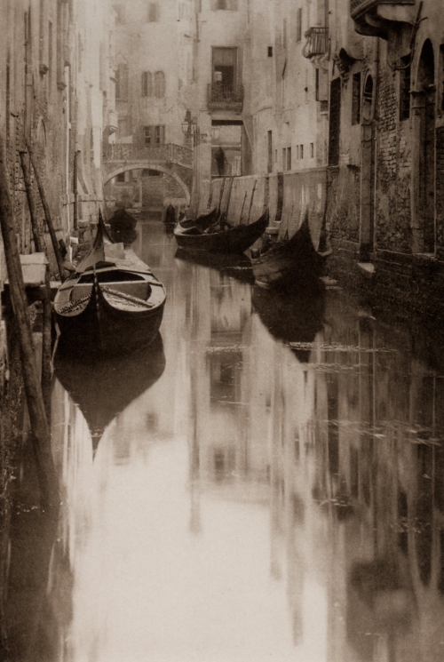 Stieglitz-Venetian_Canal.jpg