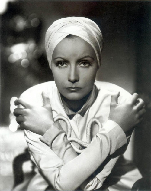 034_greta_garbo-theredlist.jpg