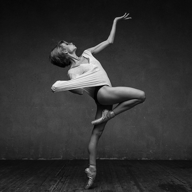 Delightful_Dance_Portraits_by_Russian_Photographer_Alexander_Yakovlev_2015_03.jpg