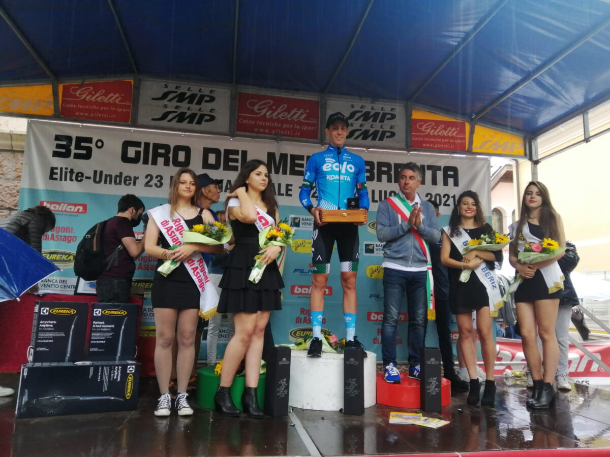 2021-GiroMedioBrenta-podio-SimoneZanatta-1200x900.jpeg