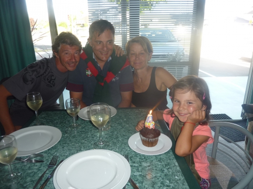 Nouvelle-Zélande Rotorua anniversaire 4 ans Léa ~03.JPG