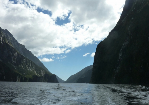 Nouvelle-Zélande île du sud Fjord Land milford sound~95~01.jpg
